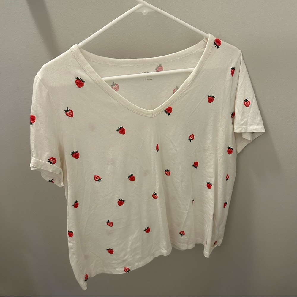 old navy strawberry t-shirt